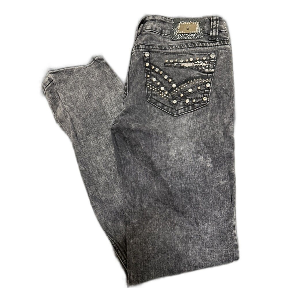 L.A. idol Black Wash Skinny Jeans with Studded Back Pocket